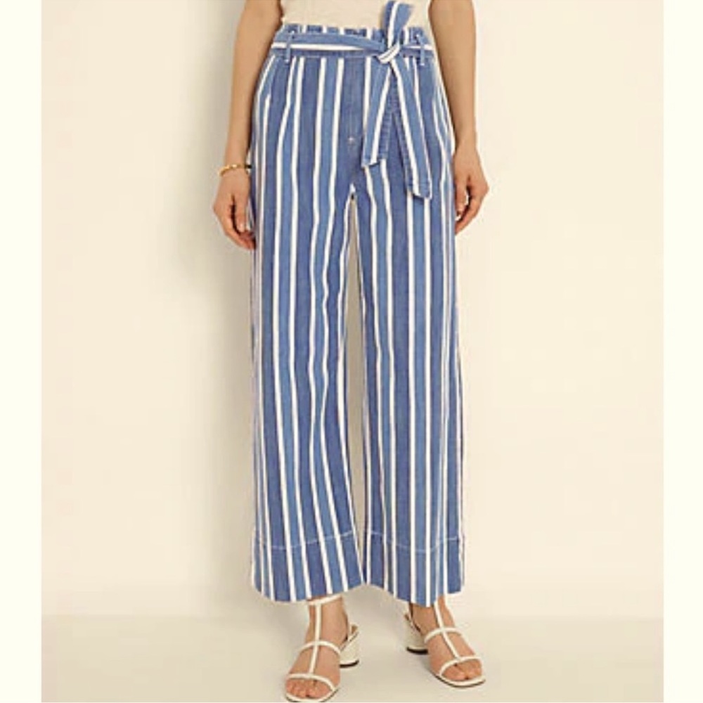 ANN TAYLOR chambray striped wide leg jeans